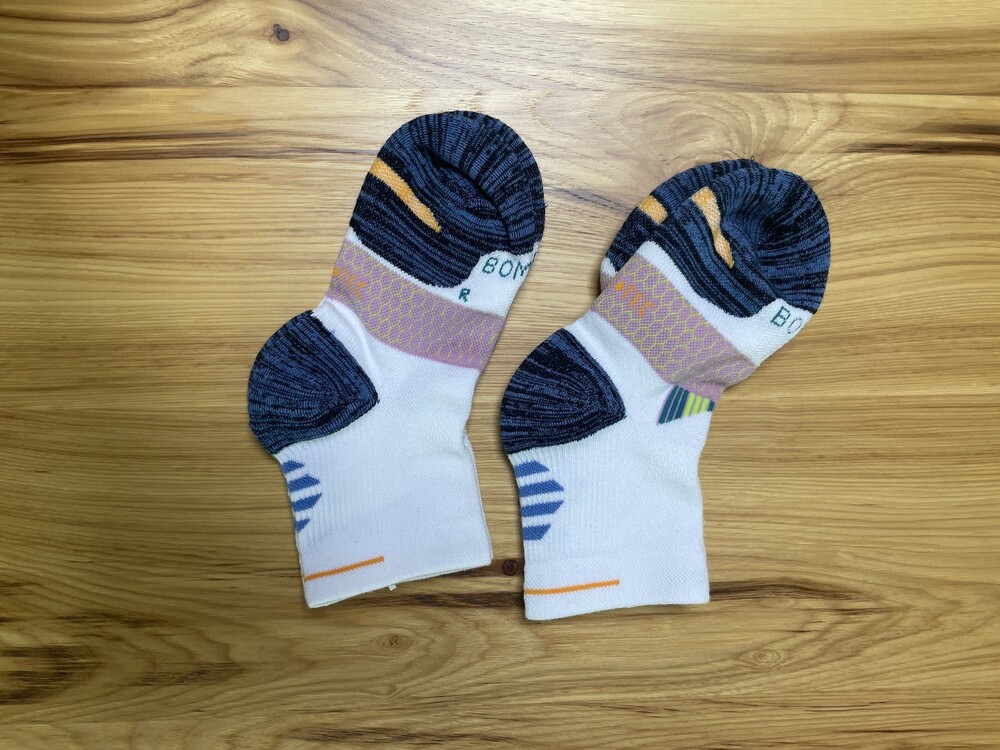 Bombas Women's Size L Ankle Socks White Cotton Hex-Tech Pattern